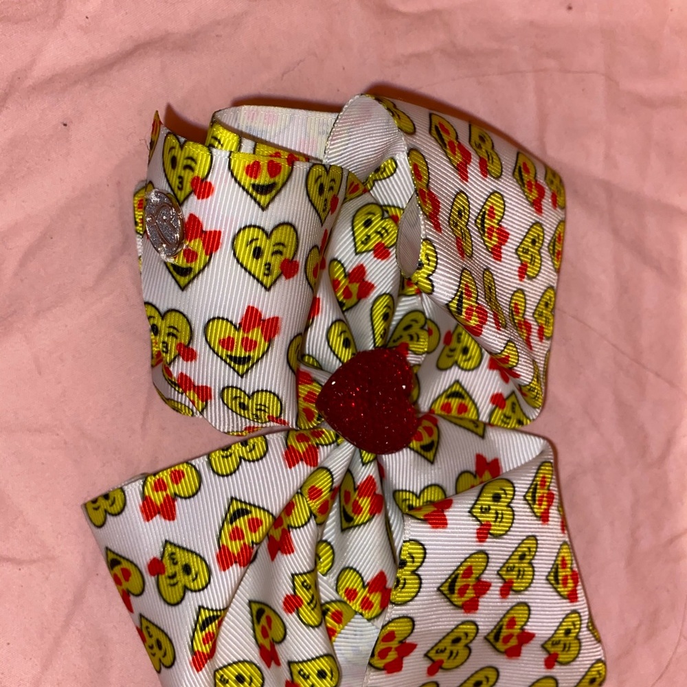 Heart Emoji JoJo Bow